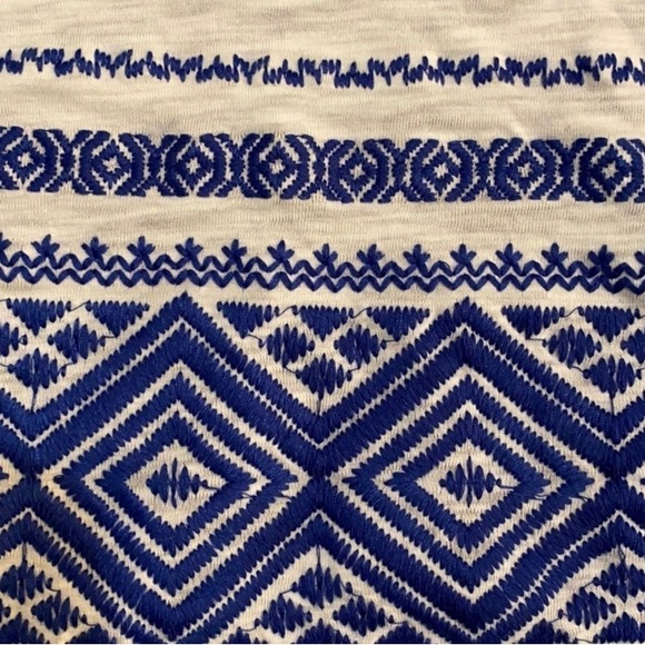 Sam Edelman size medium embroidered tank top - Picture 4 of 5